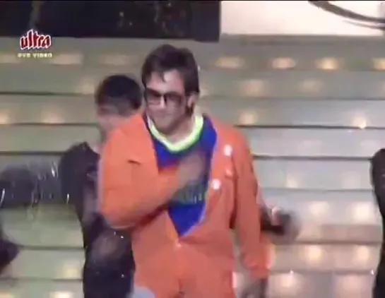 Saif Ali Khan performance popuri