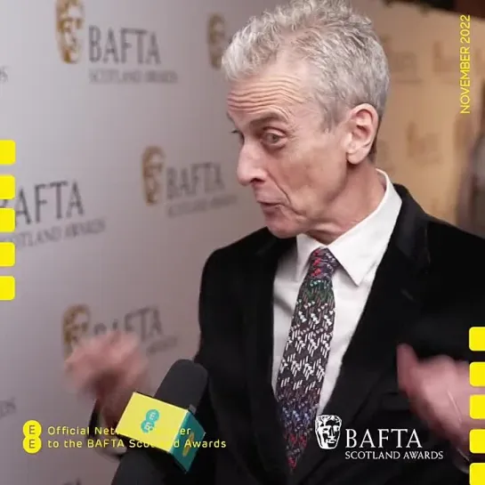 Peter Capaldi responds to fan questions on the red-carpet