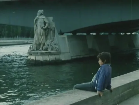 Происшествие на мосту Альма /  Бодрствующий на мосту Альма / L'eveille du pont de l'Alma (1985) драма дети в кино