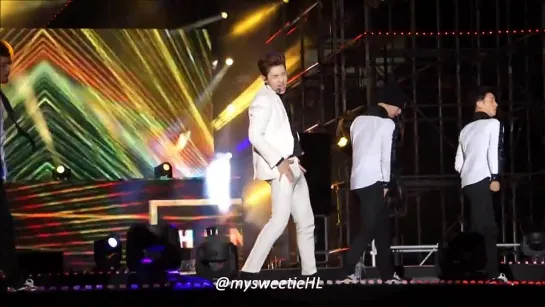 Henry - Fantastic, Asia Song Festival 02.11.2014 (fancam)