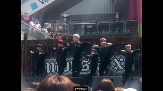 [VK][170521] MONSTA X Fancam - 'Hero' @ Mini Live Event in Tokyo