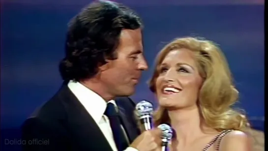 Dalida [Clip Officiel]  Julio Iglesias - La vie en rose  - Interview - La vie en rose (1981)