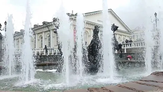 2021.06.11 Фонтан "Чудо-Кони", Манеж, ТЦ "Охотный Ряд", Москва