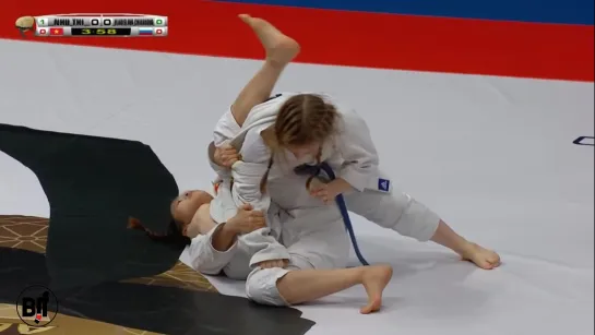 Nhu Thi vs Vladislava Chikanova fin JU-JITSU WORLD CHampionship 2019