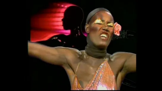 Grace Jones - La Vie En Rose (1983)