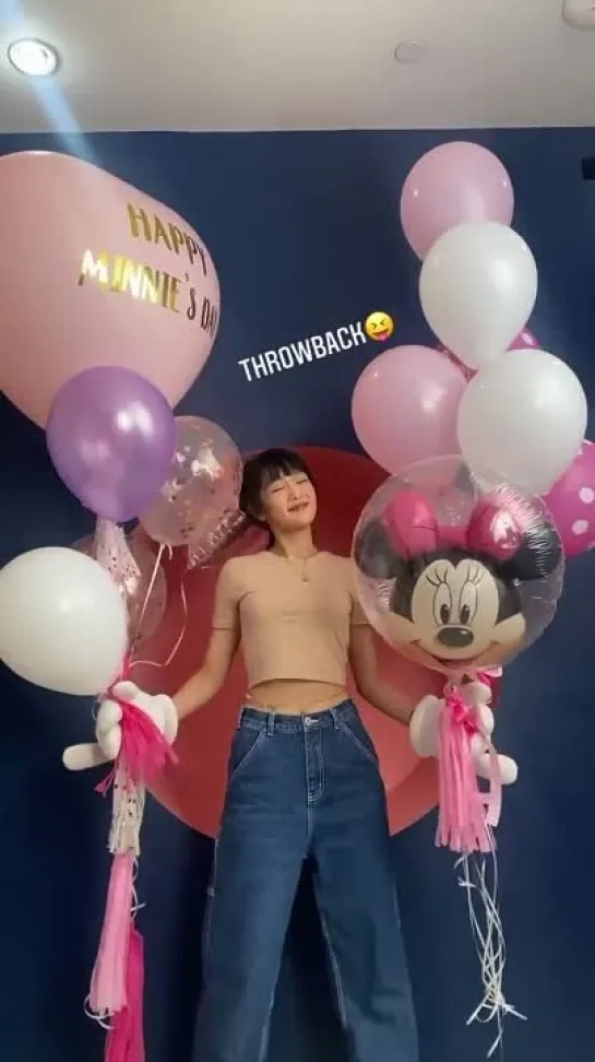 211025 Minnie @ min.nicha Story