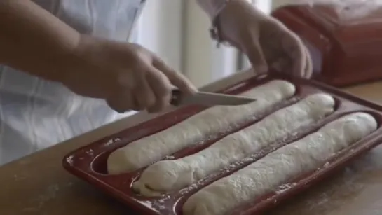 [Baking baguettes with Emile Henry]