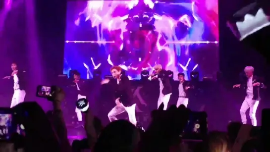 [VK][170712] MONSTA X Fancam - 'Beautiful' @ 'THE 1ST WORLD TOUR' Beautiful in Chicago