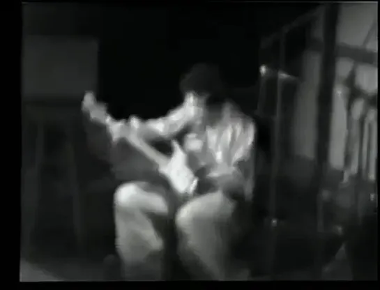 Band of Gypsys ~ Foxy Lady (Fillmore East, 1-01-1970, 1st set)