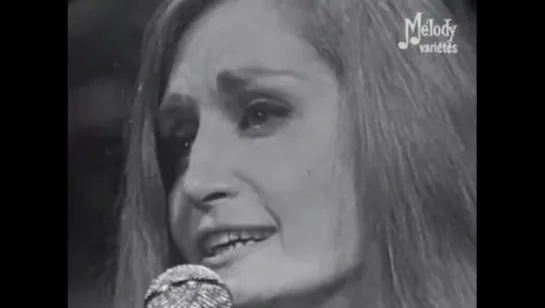 Dalida ♫ Ils ont changé ma chanson ♪ 01/06/1971 (Les étoiles de la chanson (1re chaine)