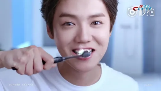 [CF] 171109 Crest 3D White Toothpaste CF @ Lu Han