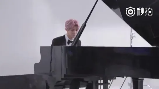 [VIDEO] 160927 Playing Piano (Rainbow by Jay Chou) @ Lu Han