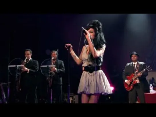 Amy Winehouse  "I Told You I Was Trouble", live (Bush Empire, London 2007)