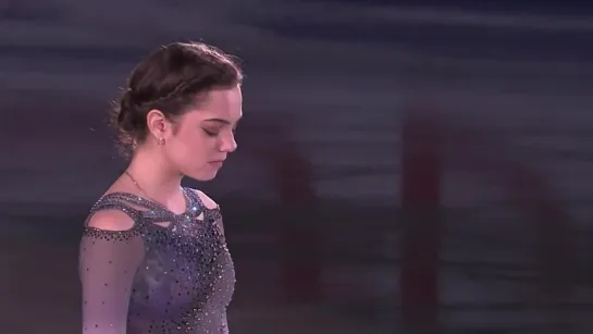 Evgenia_Medvedeva_NHK__Trophy__2017_Osaka_Gala__Exhibition_Figure_Skating_12-11-2017(720p)