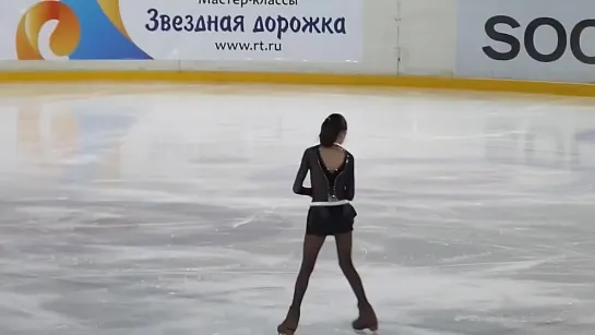 Evgenia_Medvedeva_-_SP,_Cup_of_Russia_5th_tour,_2012_(Jr._win)(720p)