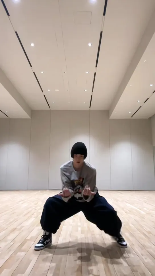 230215 tiktok @ txt.bighitent