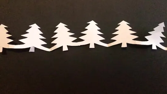 Christmas decorations _ DIY Новогодние Поделки Своими руками Как вырезать гирлянду ёлочек из Бумаги