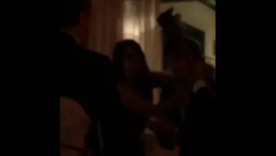 Ian Somerhalder e Nikki Reed dançando na festa de Cannes