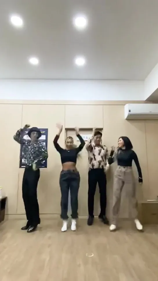 201029 TikTok @official_mamamoo