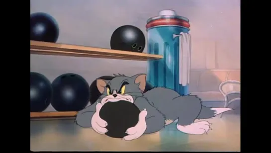 Tom And Jerry - 007 - The Bowling Alley Cat (1942)