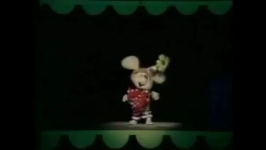 topo gigio le canta al amor