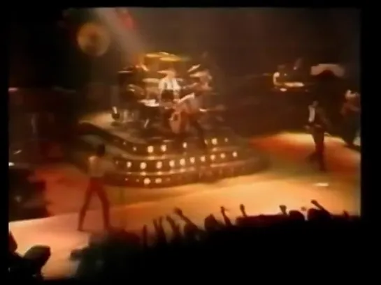 Queen - Sheer Heart Attack - Live in Hammersmith Odeon 12-26-1979