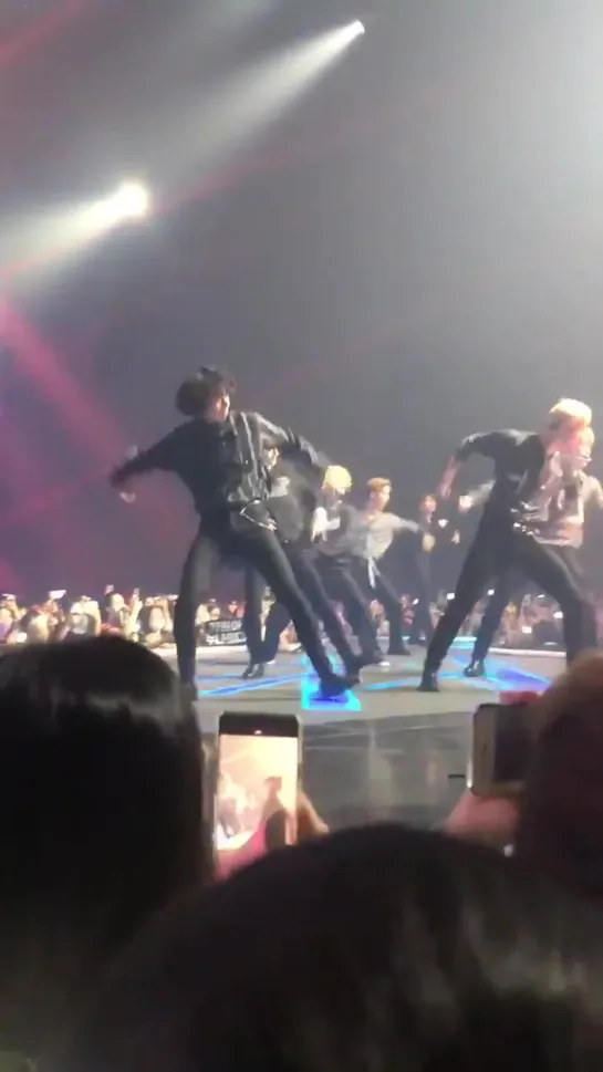 [fancam][28.08.2019] Idol Live x I Log U Concert MONSTA X - Oh My!