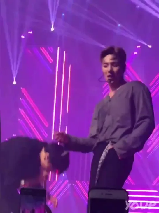 [fancam][28.08.2019] Idol Live x I Log U Concert MONSTA X - Rodeo (Shownu focus)