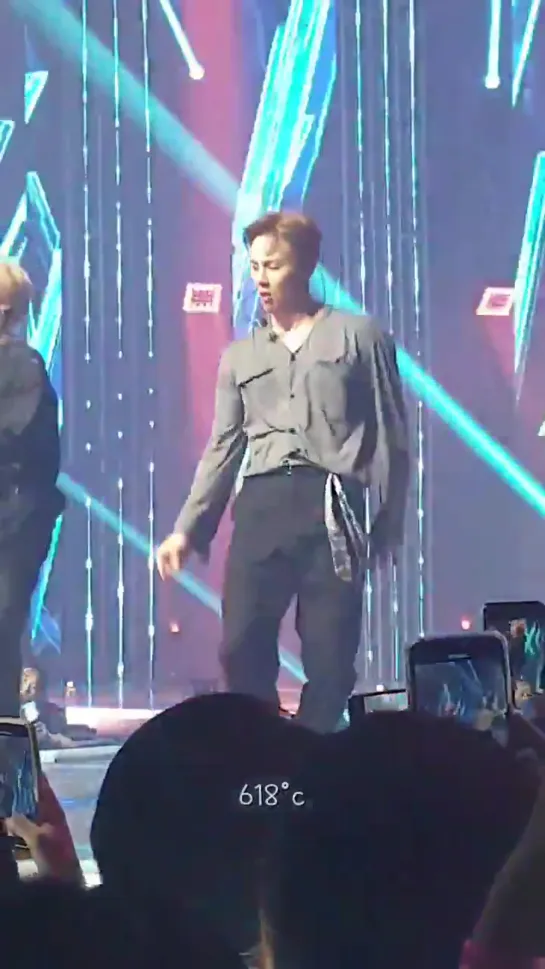 [fancam][28.08.2019] Idol Live x I Log U Concert MONSTA X - Oh My! (Shownu focus)