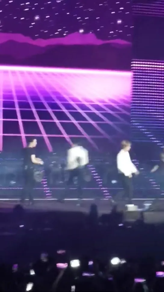 [fancam][26.05.2019] Hallyu Pop Fest 2019 - From Zero (Kihyun focus)