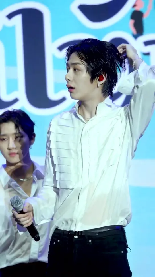 [fancam][19.05.2019] All Family Music Festival 2019 - Oh My (Hyungwon Focus)