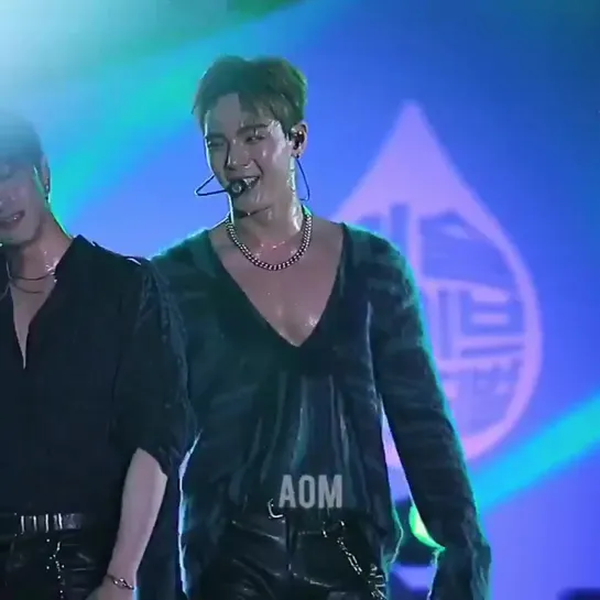 [fancam][11.05.2019] Iseul Live Festival 2019 (Shownu Focus)