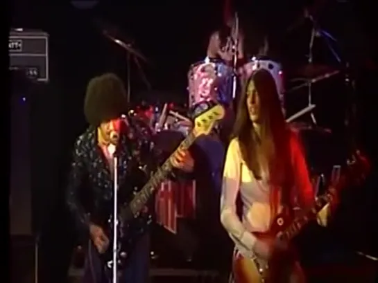 THIN LIZZY - LIVE AT THE NATIONAL STADIUM 1975