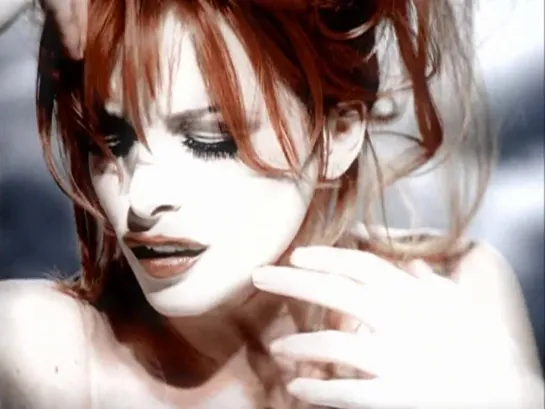 MYLENE FARMER – L'instant X (1995)