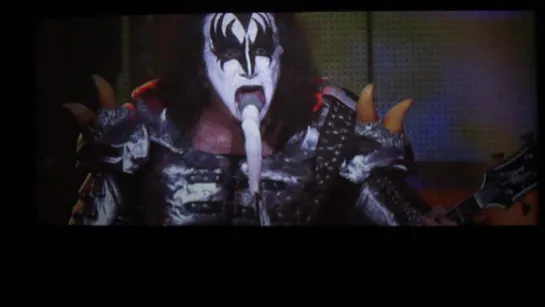 KISS Rocks Vegas - War Machine