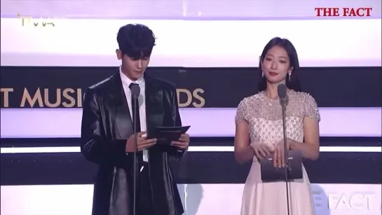 Park Shin Hye x Park Hyung Sik at The Fact music awards 2023