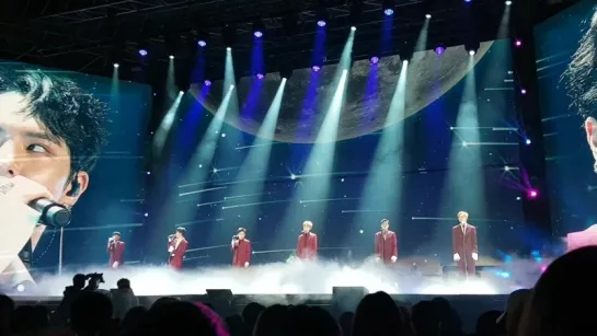 18.10.17 [Дебютный шоукейс JBJ]  Like A Dream + Ending от 에롤