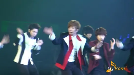 Super Junior - Opera, SS4 in Macau 10.03.2012 (fancam)