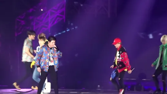 Super Junior - Sorry Sorry, Mr. Simple 2018.02.10 (Fancam)