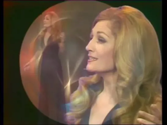 Dalida ♫ J’attendrai ♪ 28/12/1975 (Ring parade (A2)