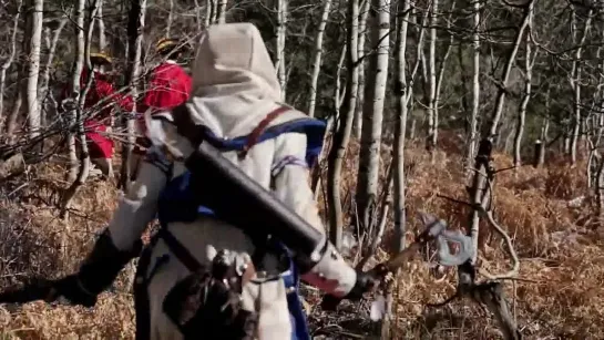 Assassin's Creed III - Lindsey Stirling.Хорошо играет на скрипке. ( Музыкальный Клип.) новинка.супер клип 2014г