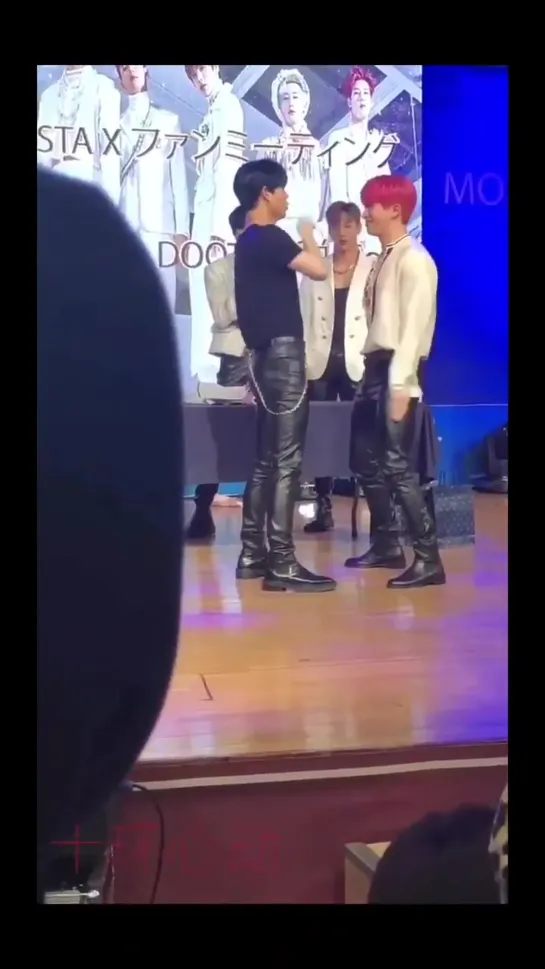 [VK][190420] MONSTA X fancam @ Fanmeeting in Doota Duty Free