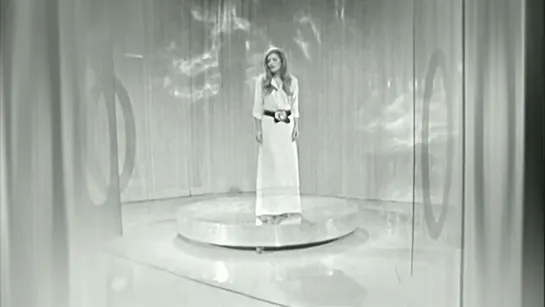 Dalida - Pour ne pas vivre seul - 10 Décembre 1972 (Sports en fête)