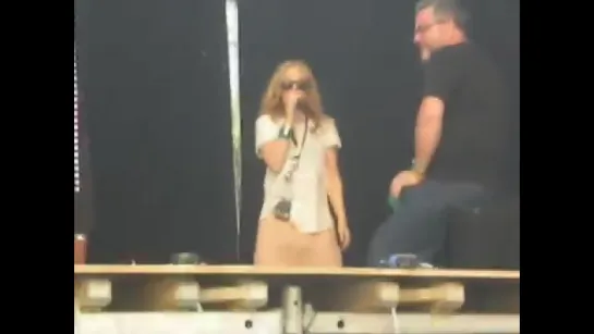 Kylie Minogue's Rehearsals (Madrid 03.07.2010)