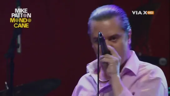 Mike Patton  -  Mondo Cane - Teatro Caupolicán, Santiago, Chile, Sept  21, 2011 HD Full Show 720p