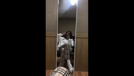 171128 Somi instastory 2