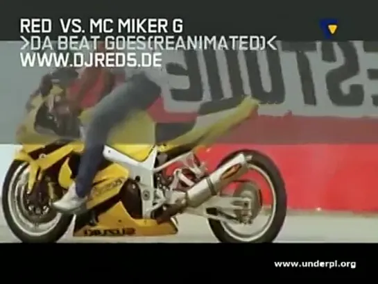 Red 5 vs. MC Miker G - Da beat goes