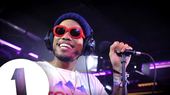 Anderson .Paak - Jet Black in the Live Lounge