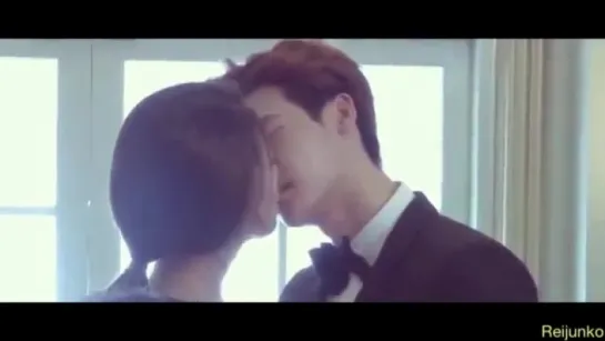 Darling couple moments in Pinocchio Dcuts DVD