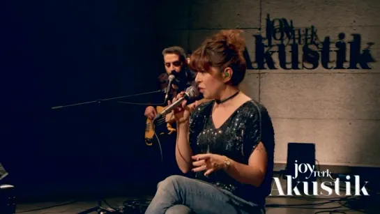 Özge Fışkın - Sana Doğru (JoyTurk Akustik)